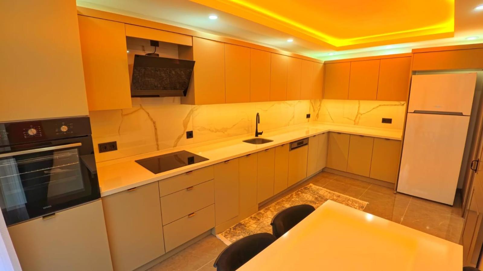 Sinor Apartment *