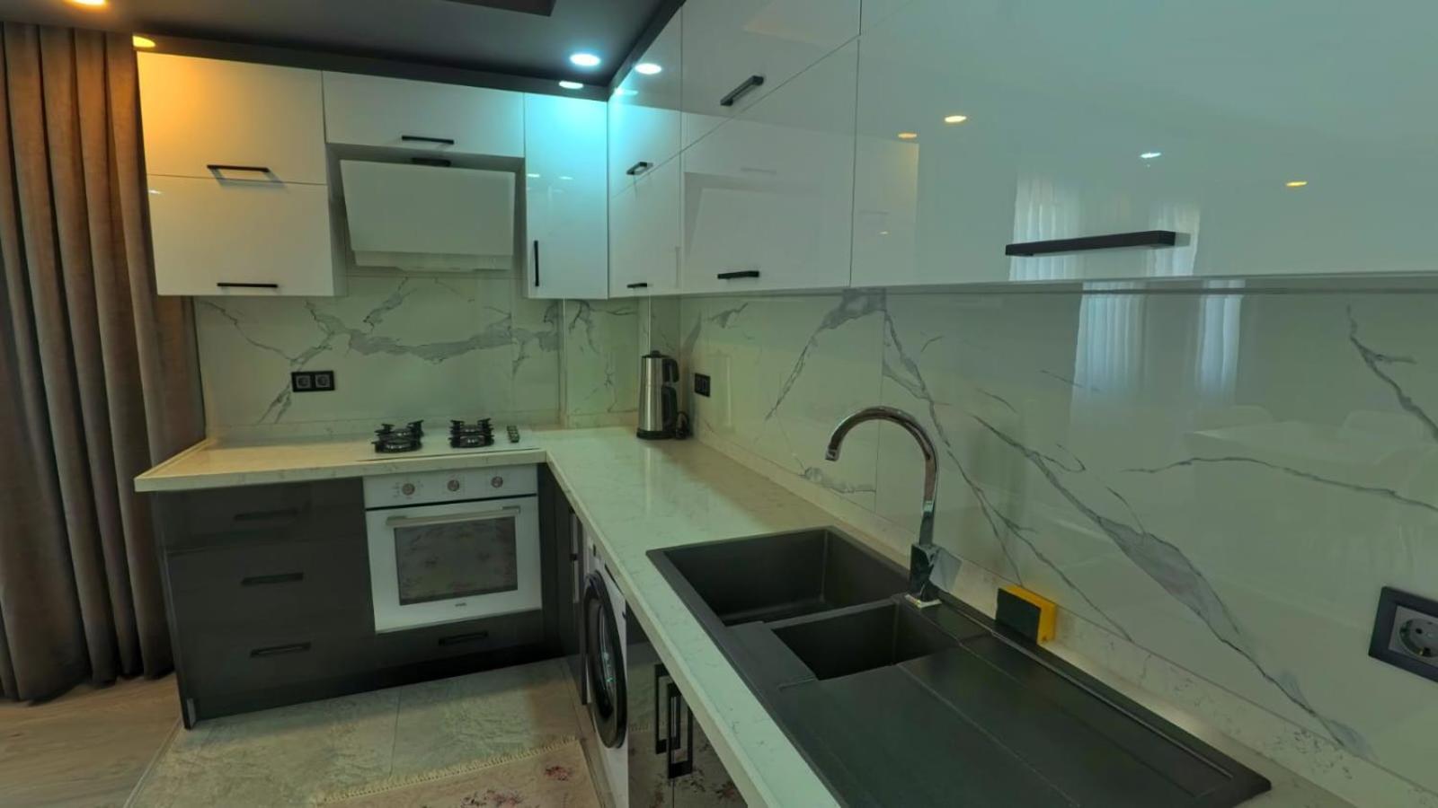 Sinor Apartment *